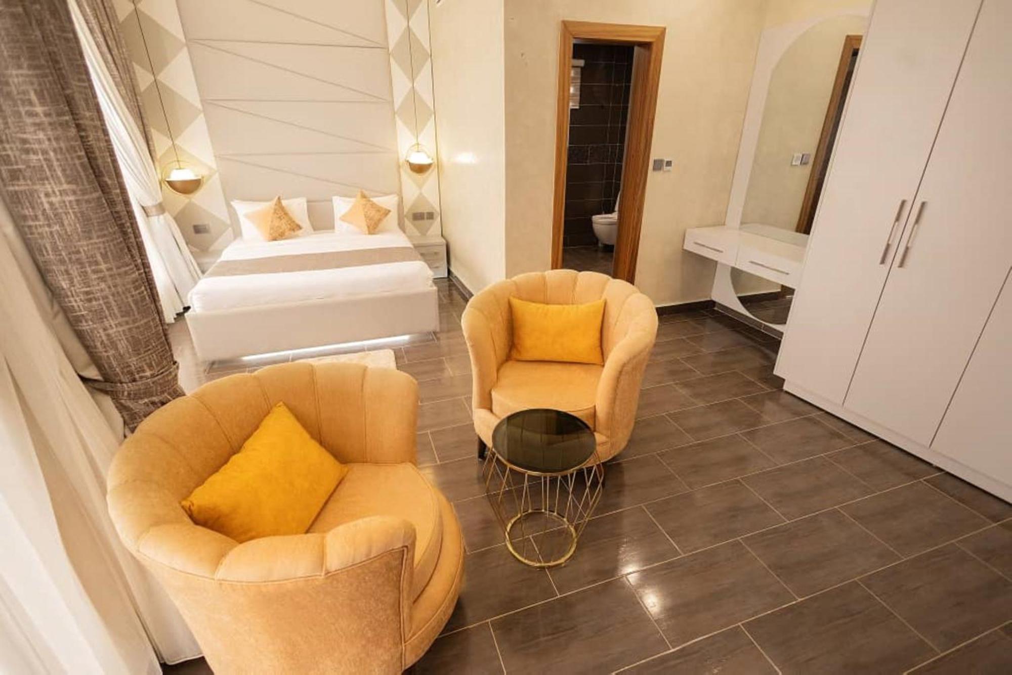 Grik Hotel - Entebbe Dış mekan fotoğraf