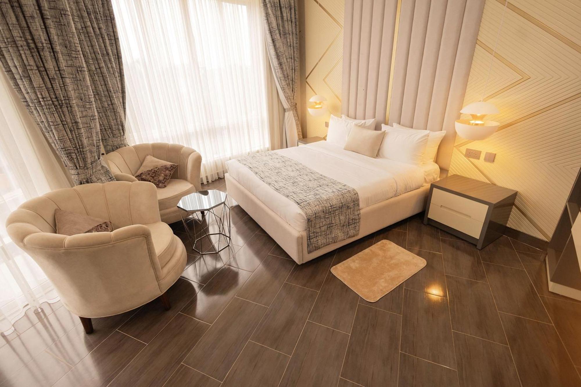 Grik Hotel - Entebbe Dış mekan fotoğraf
