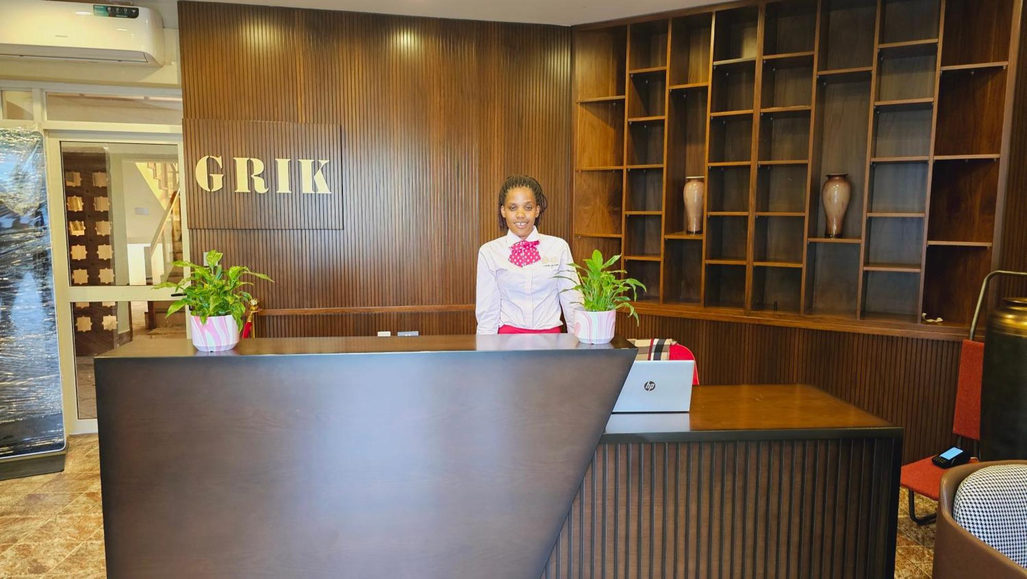 Grik Hotel - Entebbe Dış mekan fotoğraf